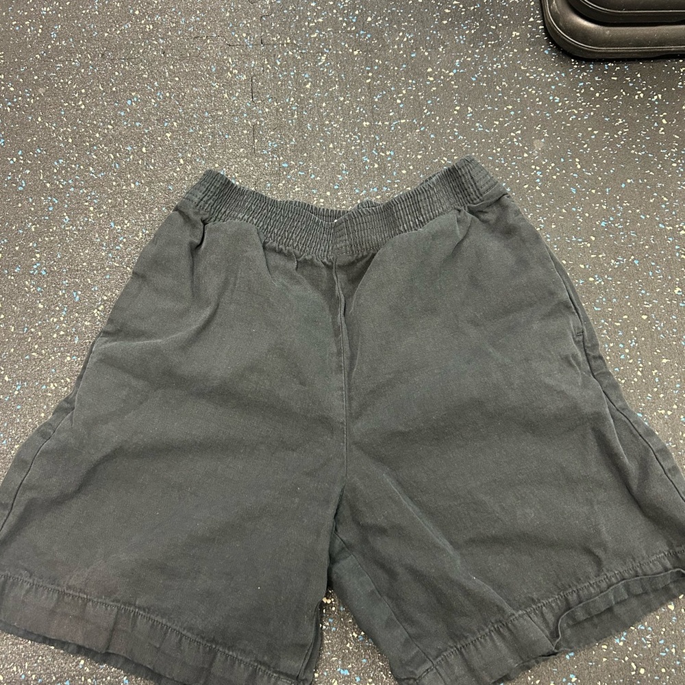 Wilfred High Waisted Black Shorts